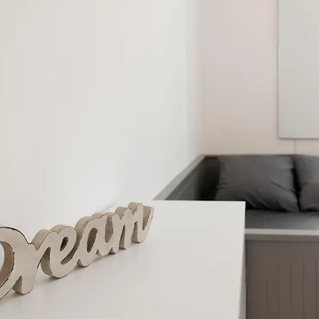 Casa Castaldi - Nel Cuore Di & Wi-fi Apartament